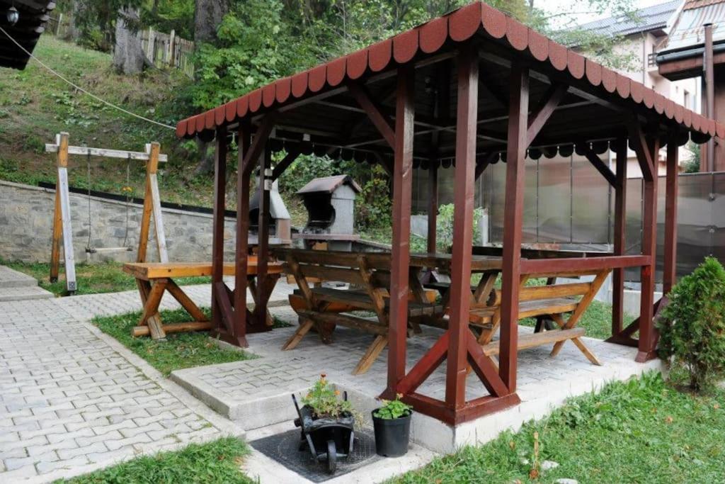 Vila Bradet Buşteni Dış mekan fotoğraf